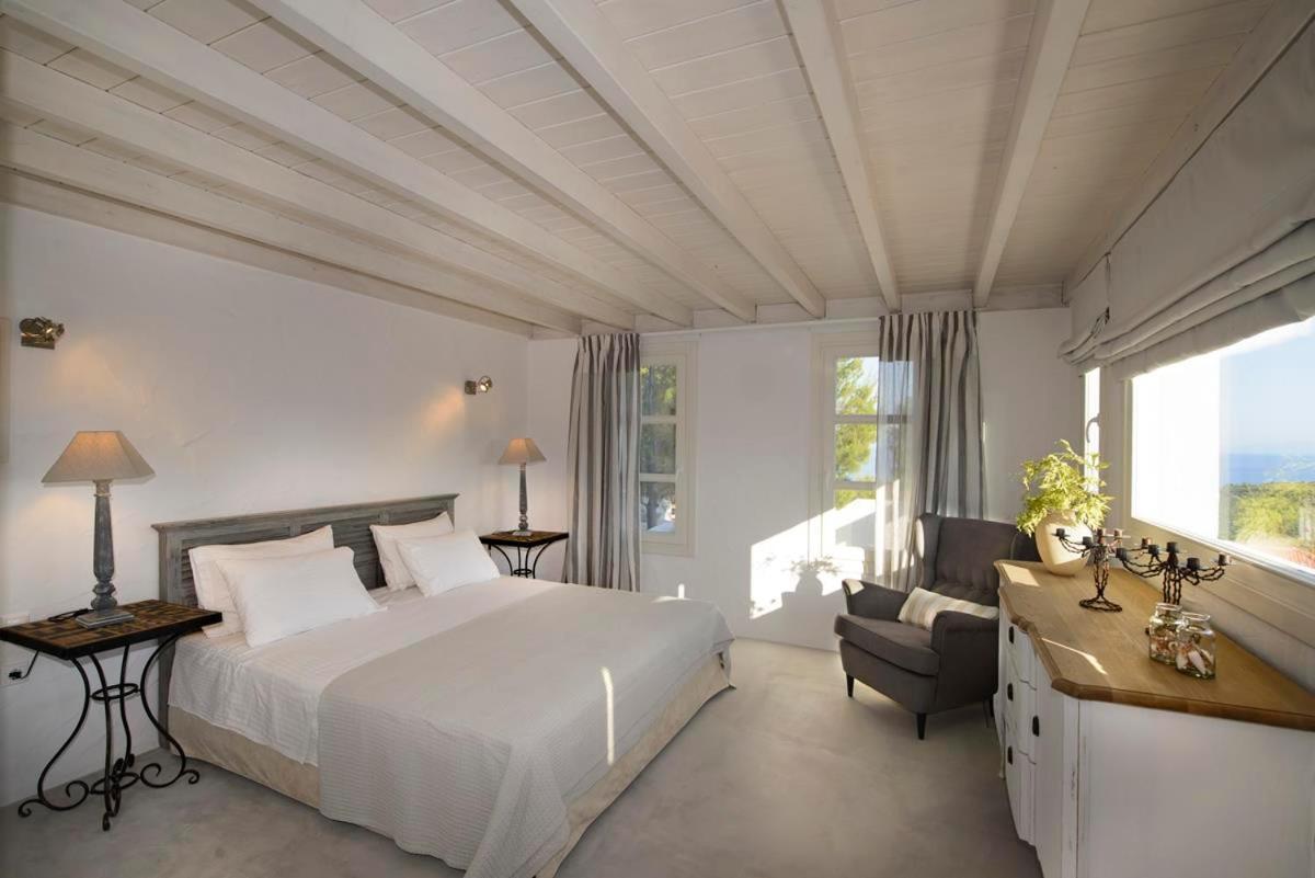 Anemolia Villas With Private Pools Near The Most Beautiful Beaches Of Alonissos Isomata Esterno foto