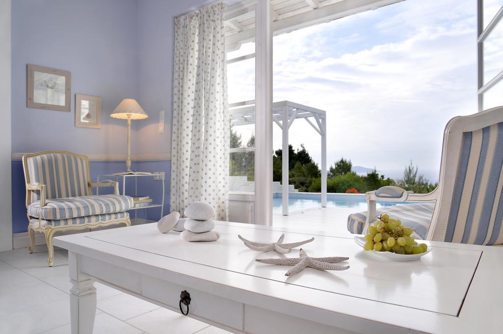 Anemolia Villas With Private Pools Near The Most Beautiful Beaches Of Alonissos Isomata Esterno foto